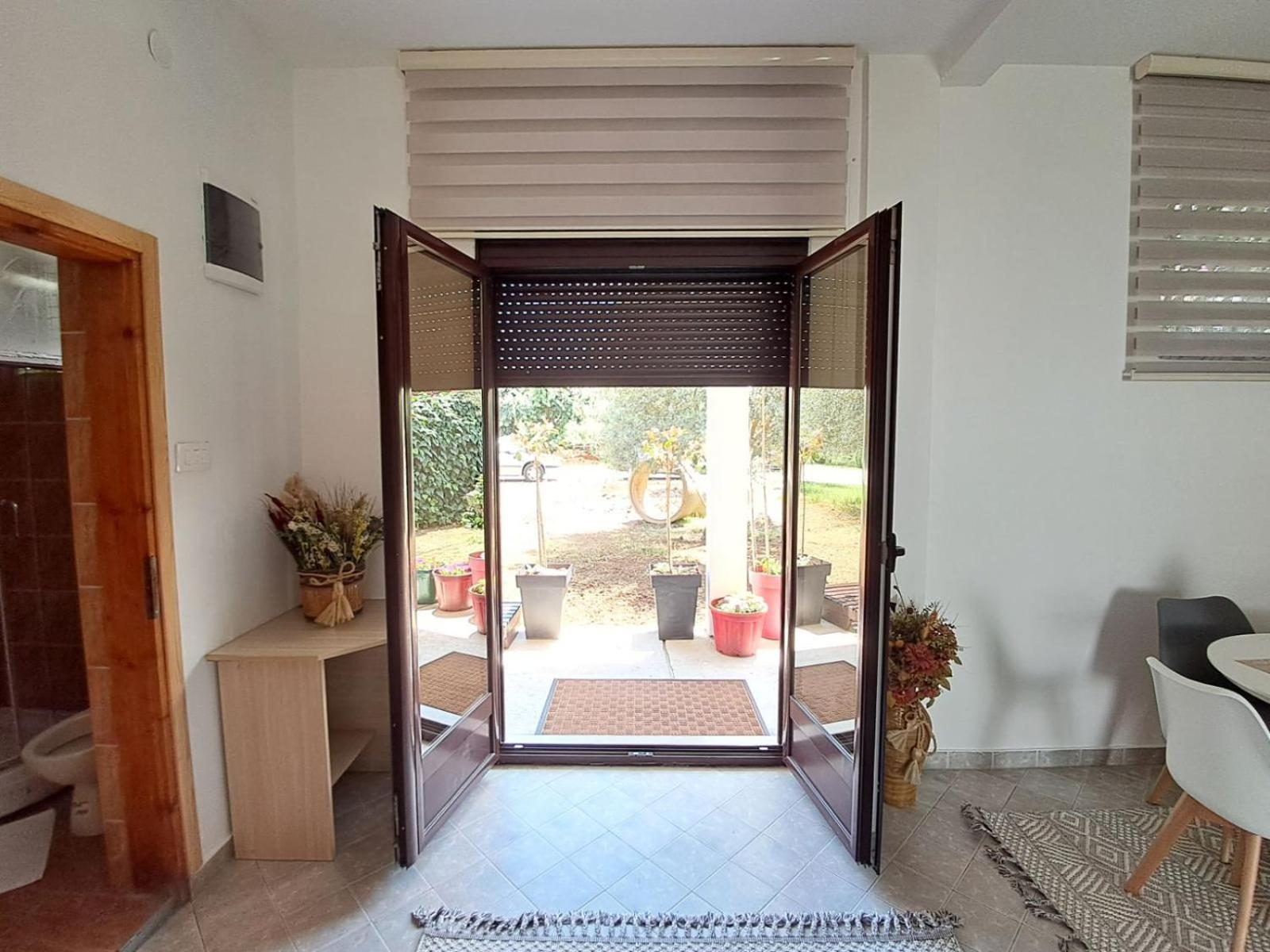 Olive Apartment Podgorica Exterior photo